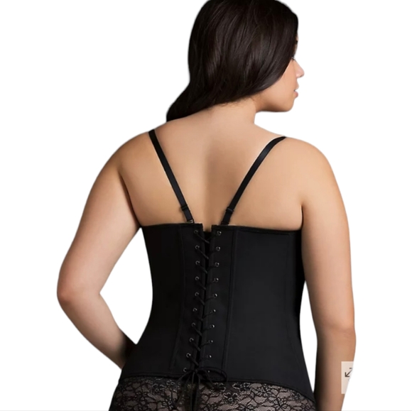 Torrid Lace Corset Bustier - Picture 2 of 5